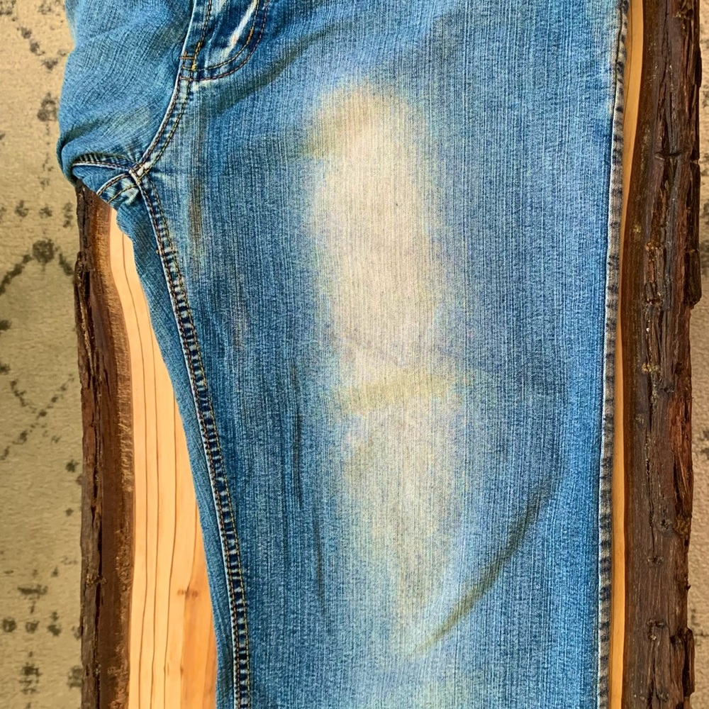 Tai Ting Jeans